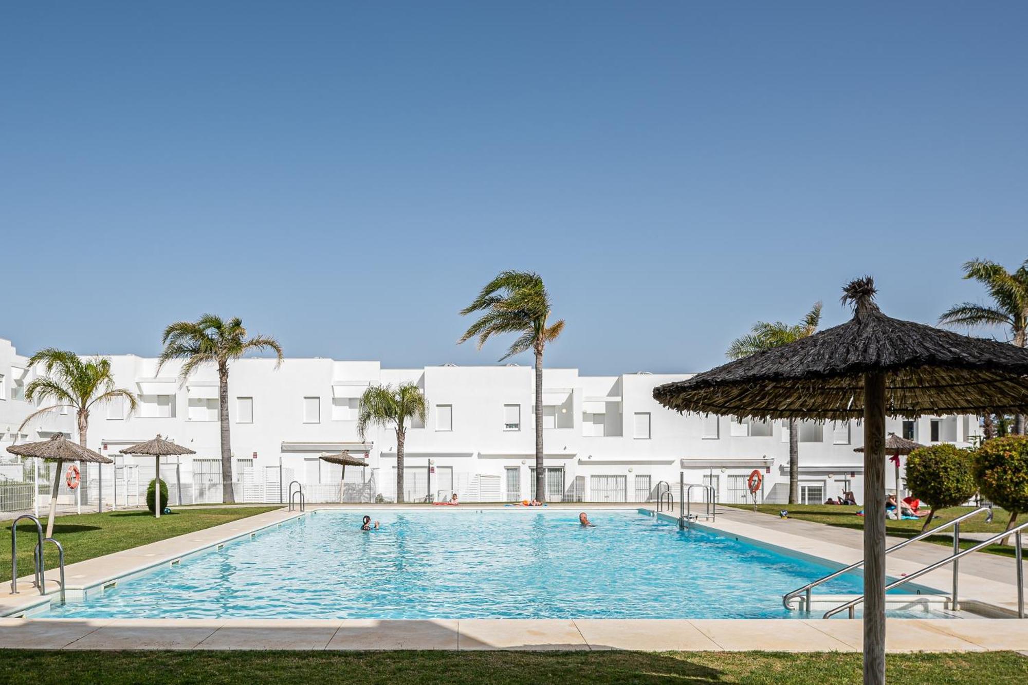 Casa La Playa-Conil Vacaciones De Lujo En Conil Con Todas Las Comodidades Netflix-Hbo-Disney-Canales De Futbol-Wifi Alta Velocidad-Smart Tv 65"-Alexa โกนิล เด ลาฟรอนเตรา ภายนอก รูปภาพ