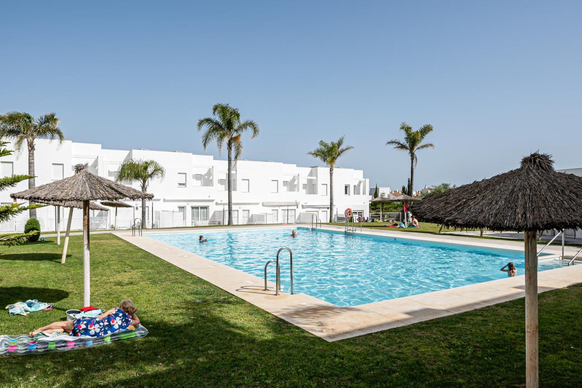 Casa La Playa-Conil Vacaciones De Lujo En Conil Con Todas Las Comodidades Netflix-Hbo-Disney-Canales De Futbol-Wifi Alta Velocidad-Smart Tv 65"-Alexa โกนิล เด ลาฟรอนเตรา ภายนอก รูปภาพ