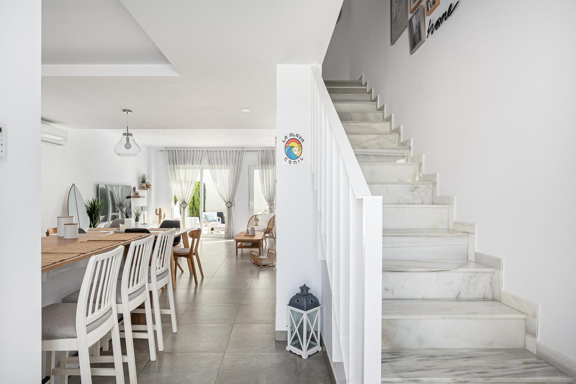 Casa La Playa-Conil Vacaciones De Lujo En Conil Con Todas Las Comodidades Netflix-Hbo-Disney-Canales De Futbol-Wifi Alta Velocidad-Smart Tv 65"-Alexa โกนิล เด ลาฟรอนเตรา ภายนอก รูปภาพ